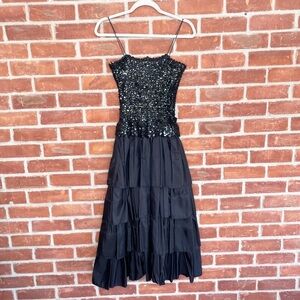 Vintage 80's black tiered full skirt midi dress